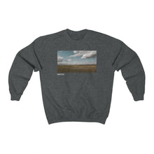Cargar imagen en el visor de la galería, Alberta Series | The Prairies Sweatshirt Dark Heather

